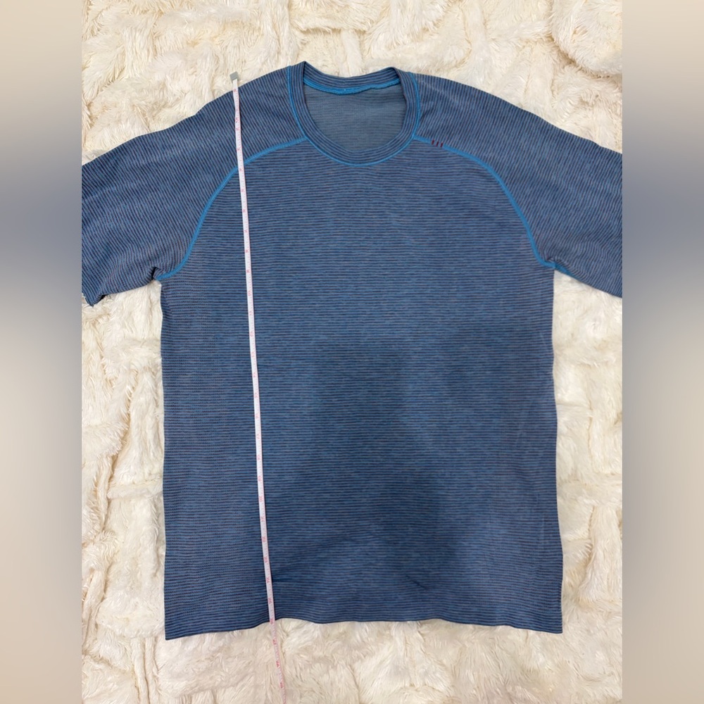Lululemon Blue Short-Sleeve Knit Top - Picture 3 of 6